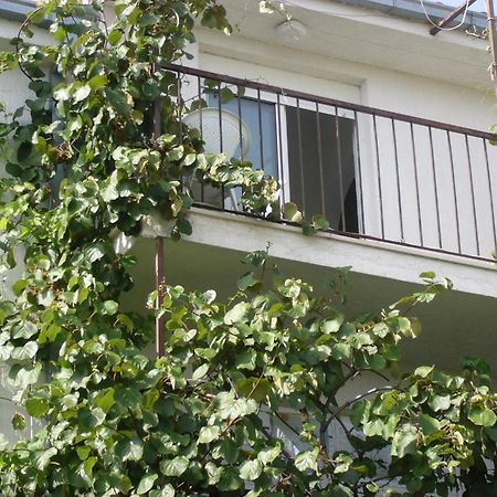 Apartments Prizmic Podstrana Exterior photo